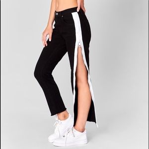 CARMAR White Side Zip Mia Jean